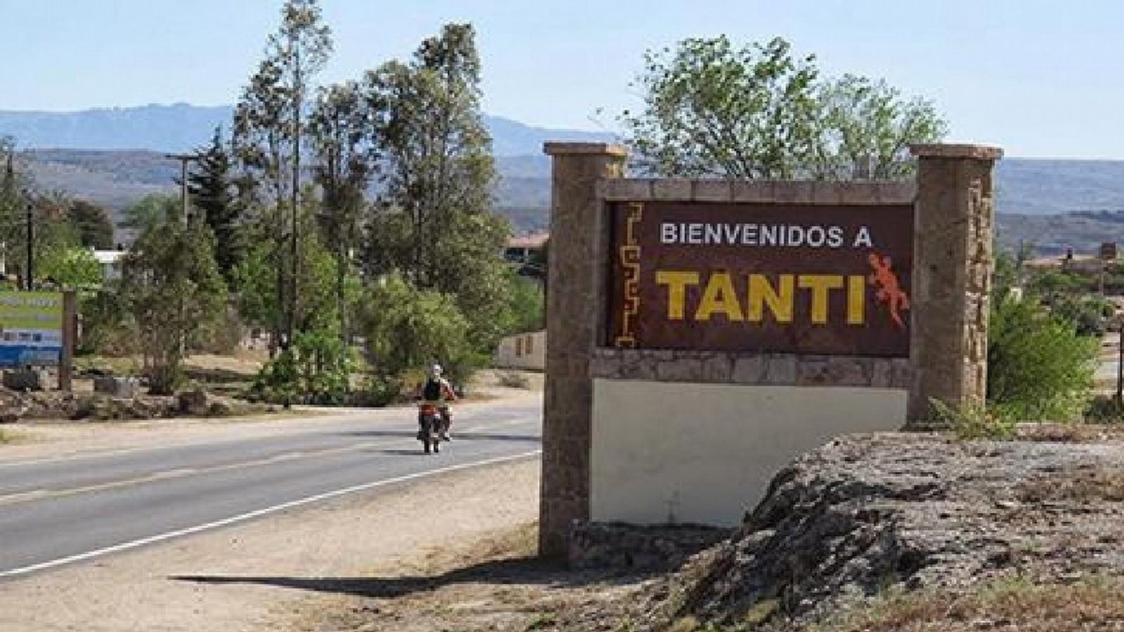 TANTI DARÁ MARCHA ATRÁS CON LA ORDENANZA QUE RESTRINGÍA LA COBERTURA PERIODÍSTICA DEL CONCEJO