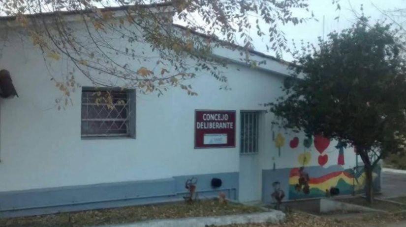 PRESENTAN UN PROYECTO PARA REGLAMENTAR LAS SESIONES VIRTUALES EN EL CONCEJO DELIBERANTE DE TANTI PRESENTAN UN PROYECTO PARA REGLAMENTAR LAS SESIONES VIRTUALES EN EL CONCEJO DELIBERANTE DE TANTI