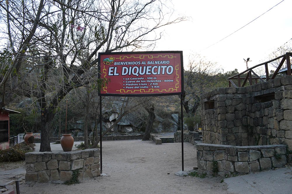 LLAMADO DE ATENCIÓN PARA LA MUNICIPALIDAD DE TANTI: LA POSTERGACIÓN DE LOS SERVICIOS EN EL DIQUECITO Y LA CASCADA